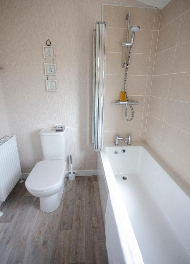 Hollicarrs Holiday Park - Hares Leap Riccall Екстериор снимка